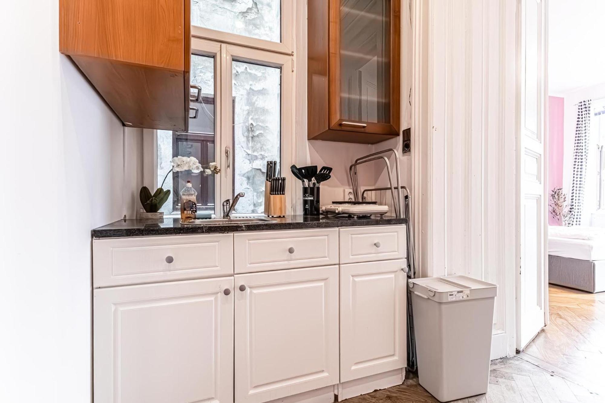 Lovely 1Br Apt. Near Akh Hospital Vienna Exterior photo